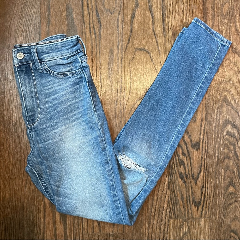 Hollister High Rise Skinny Jeans